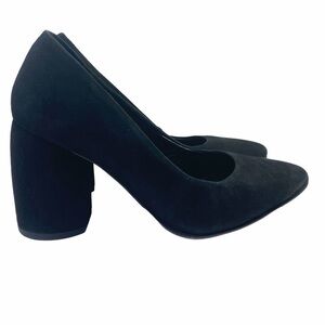 Frank & Oak faux sueded pump